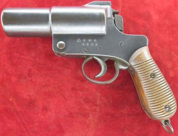 Pistolet type 10
